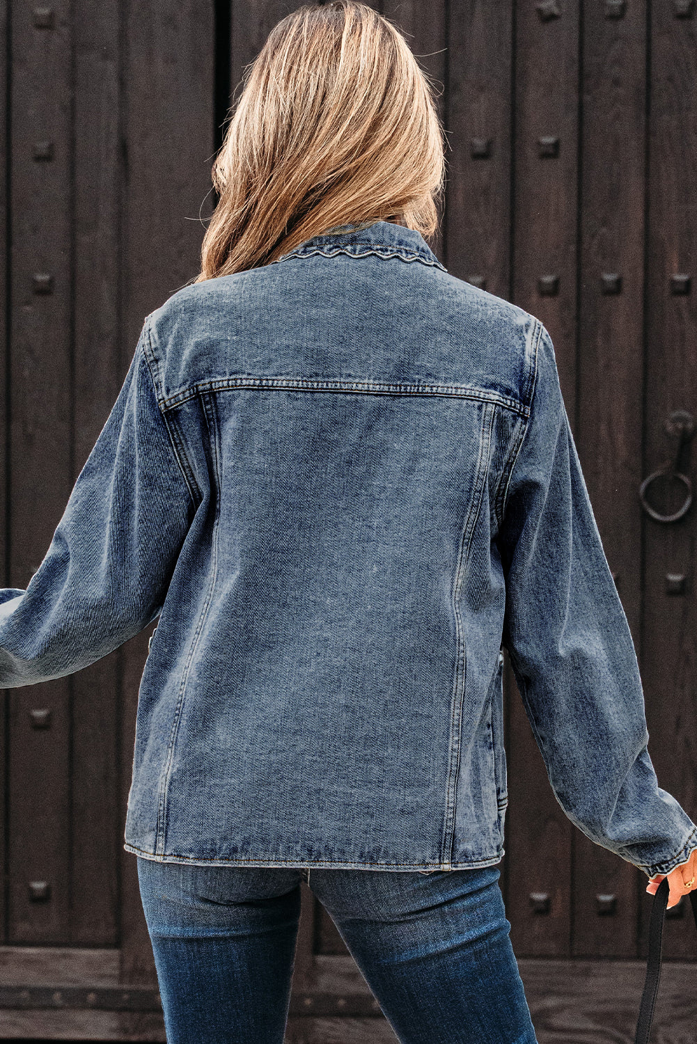 Solid Denim Scallop Collar Patch Pocket Buttoned Jacket