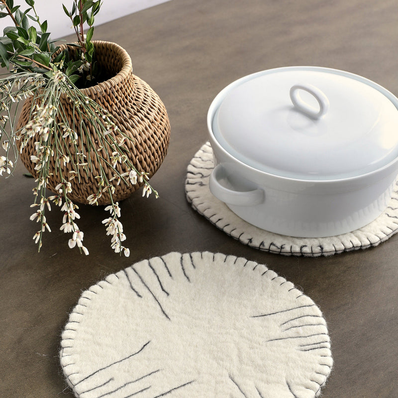 Fine Line Ivory Wool Trivet