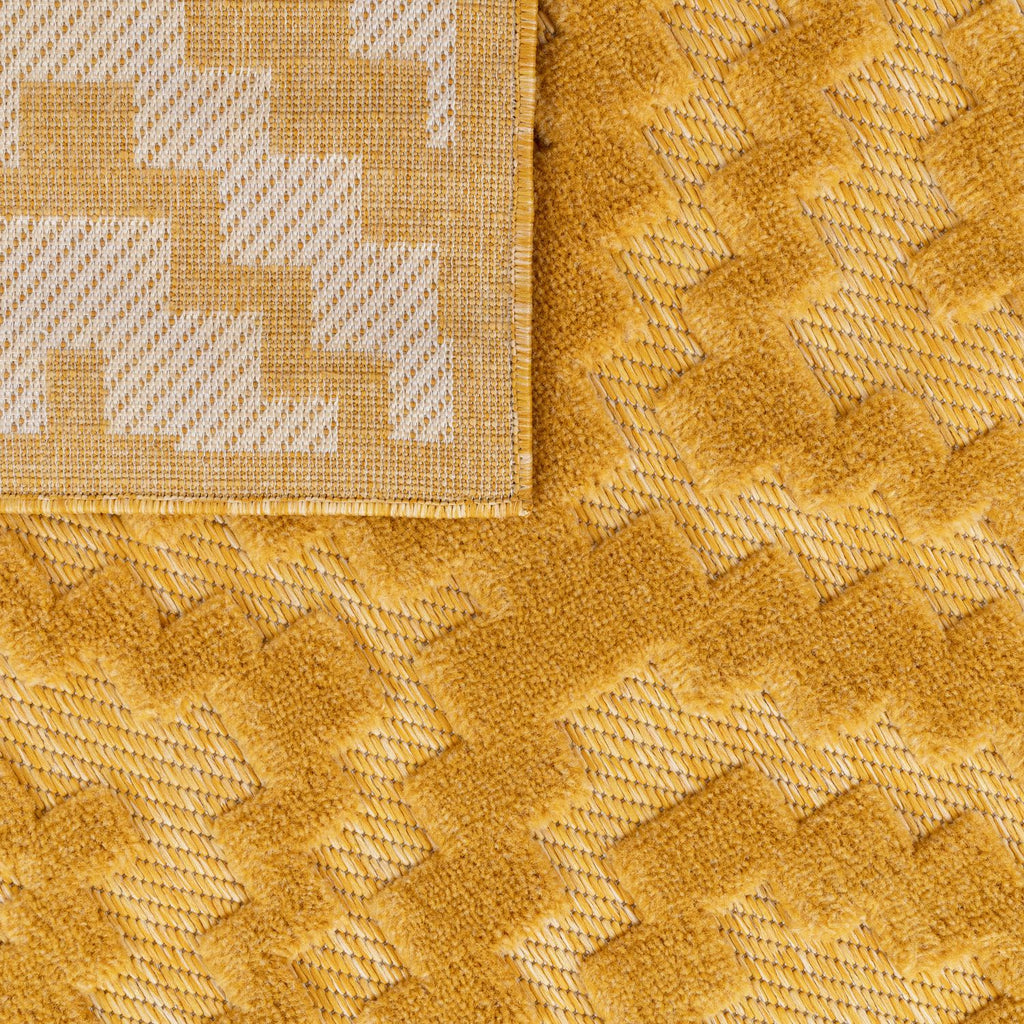 Indoor Outdoor Rug Livorno Trellis High-Low Pattern In Yellow