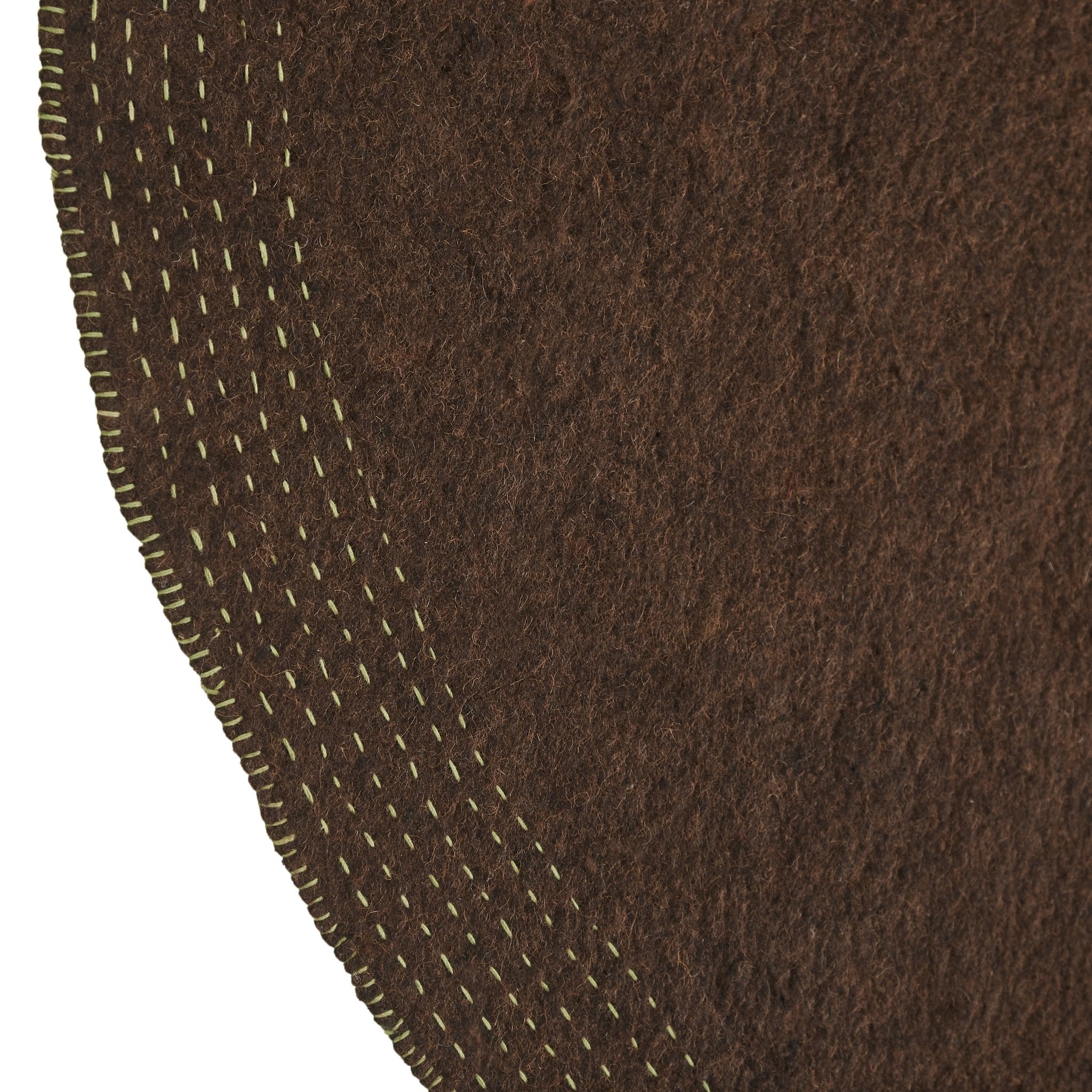 Handmade White House Design Quilted Edge Christmas Tree Skirt Felt 60" Arcadia Home