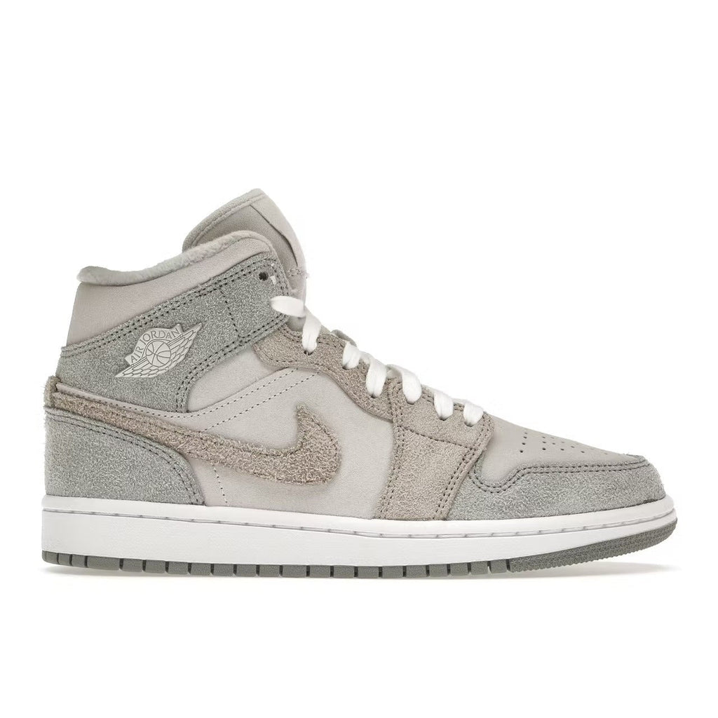 Air Jordan 1 Mid SE "Particle Grey" (W)