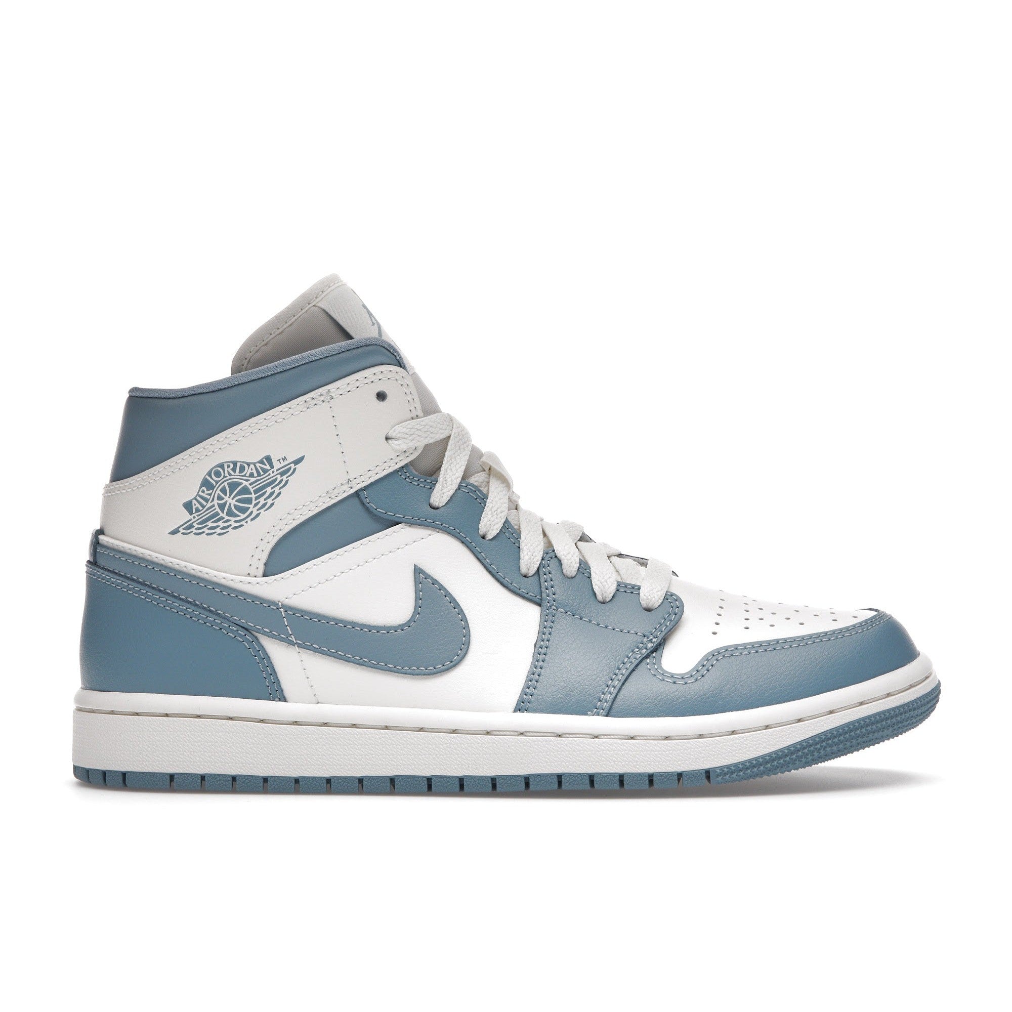 Air Jordan 1 Mid "UNC" 2022 (W)