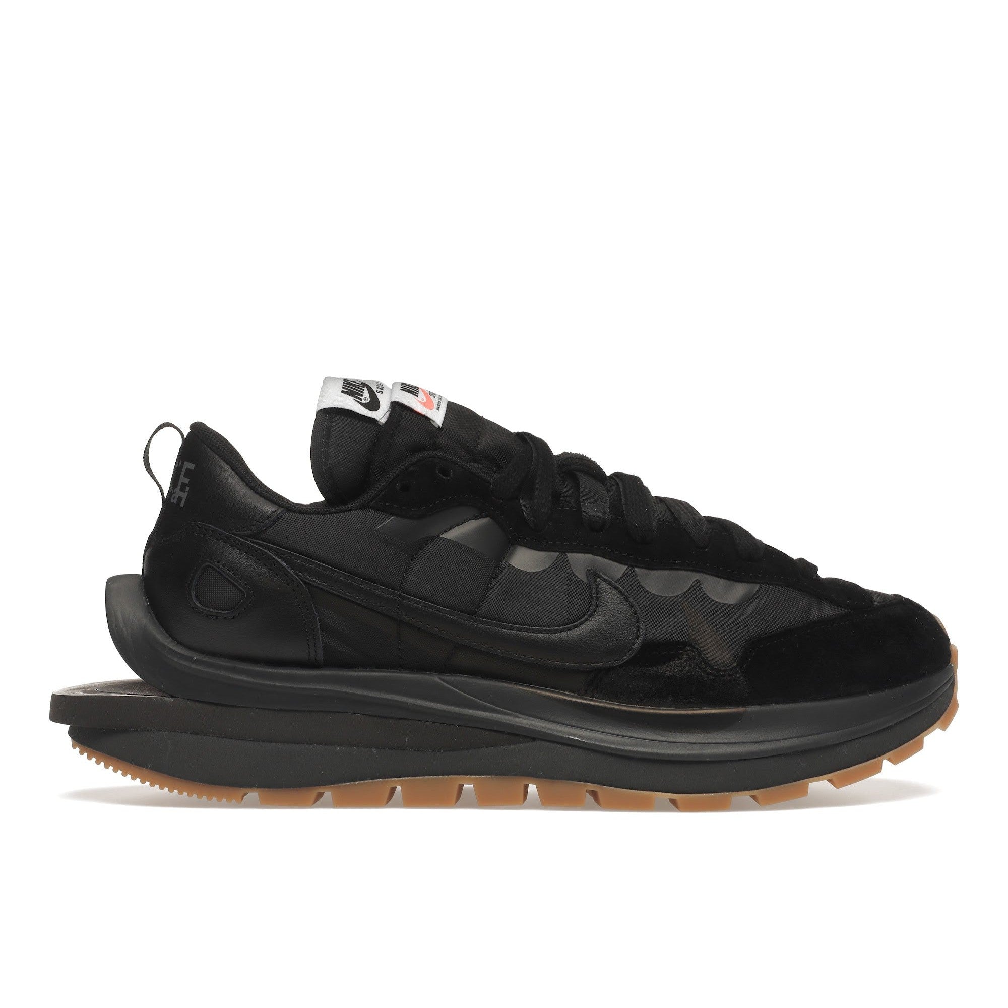 Nike Vaporwaffle Sacai "Black Gum"