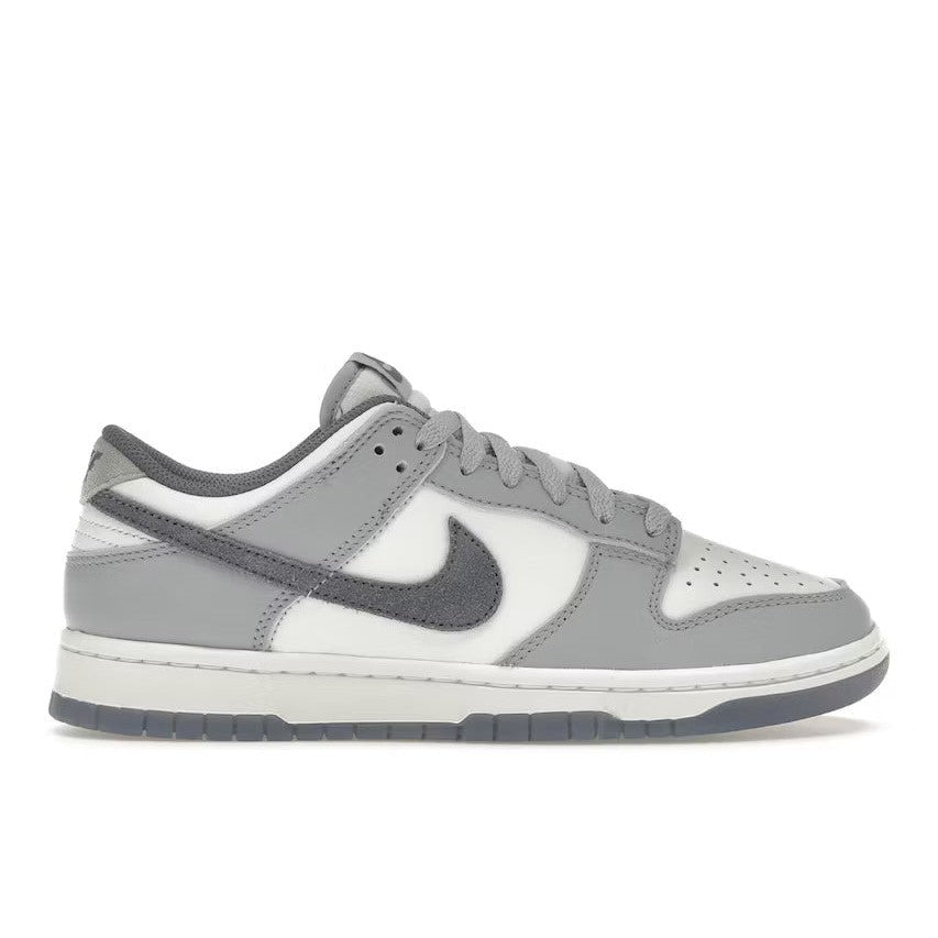 Nike Dunk Low SE Light Carbon