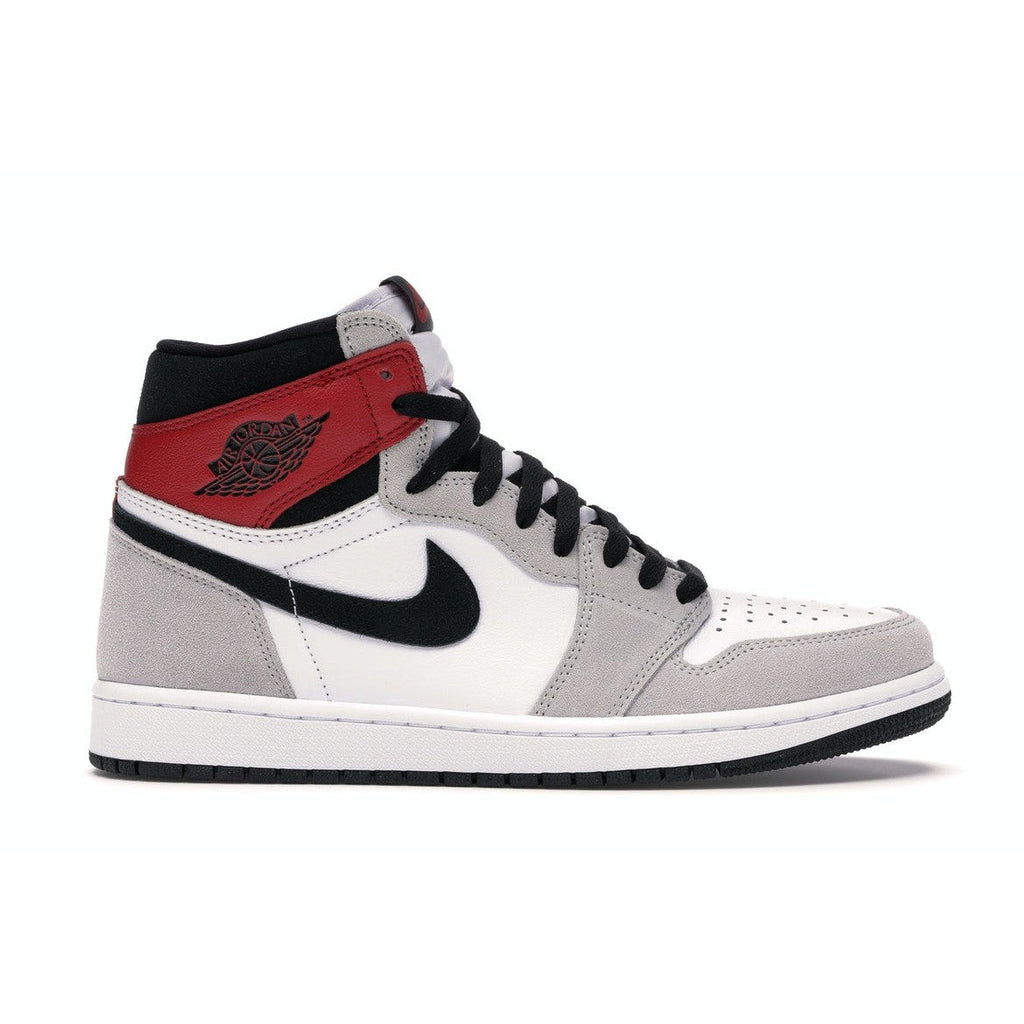 Air Jordan Retro 1 "Light Smoke Grey"