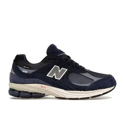New Balance 2002R Gore-Tex Navy Arctic Grey
