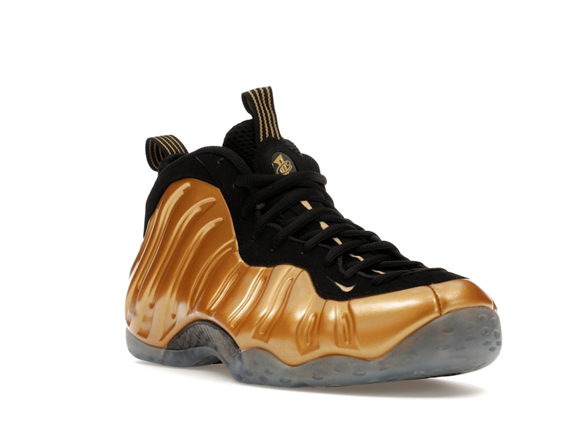 Nike Air Foamposite One Metallic Gold