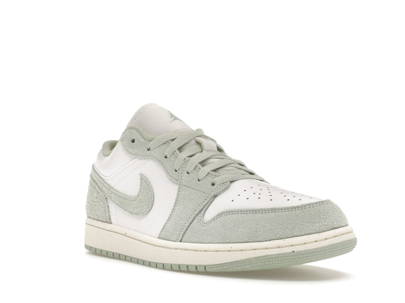 Jordan 1 Low SE Seafoam