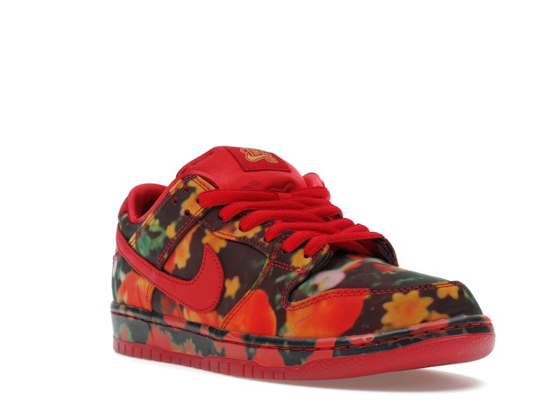 Nike SB Dunk Low The Wizard of Oz Poppy Field