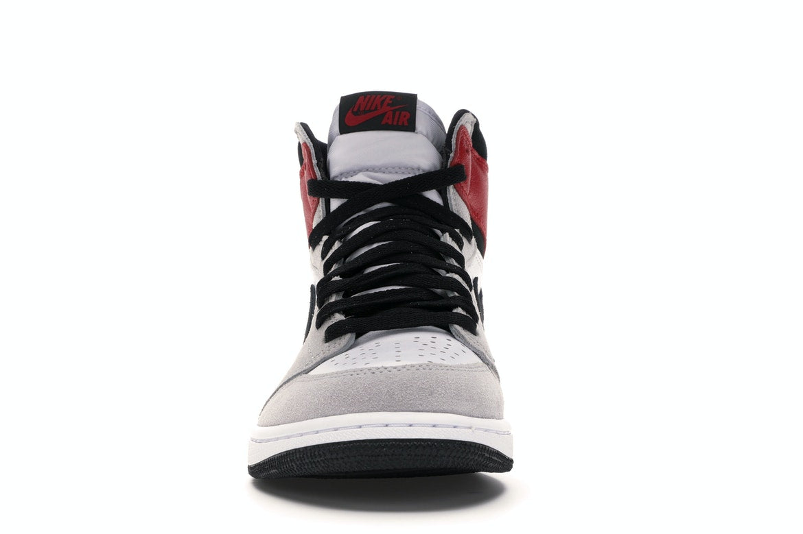 Air Jordan Retro 1 "Light Smoke Grey"
