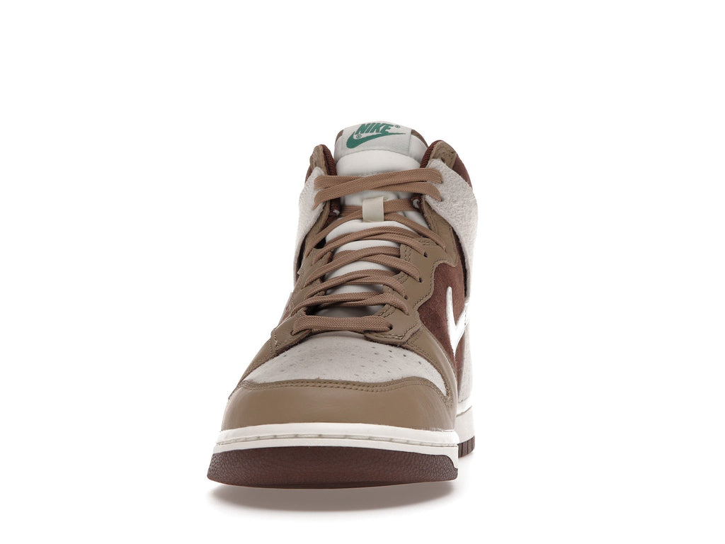 Nike Dunk High Light Chocolate