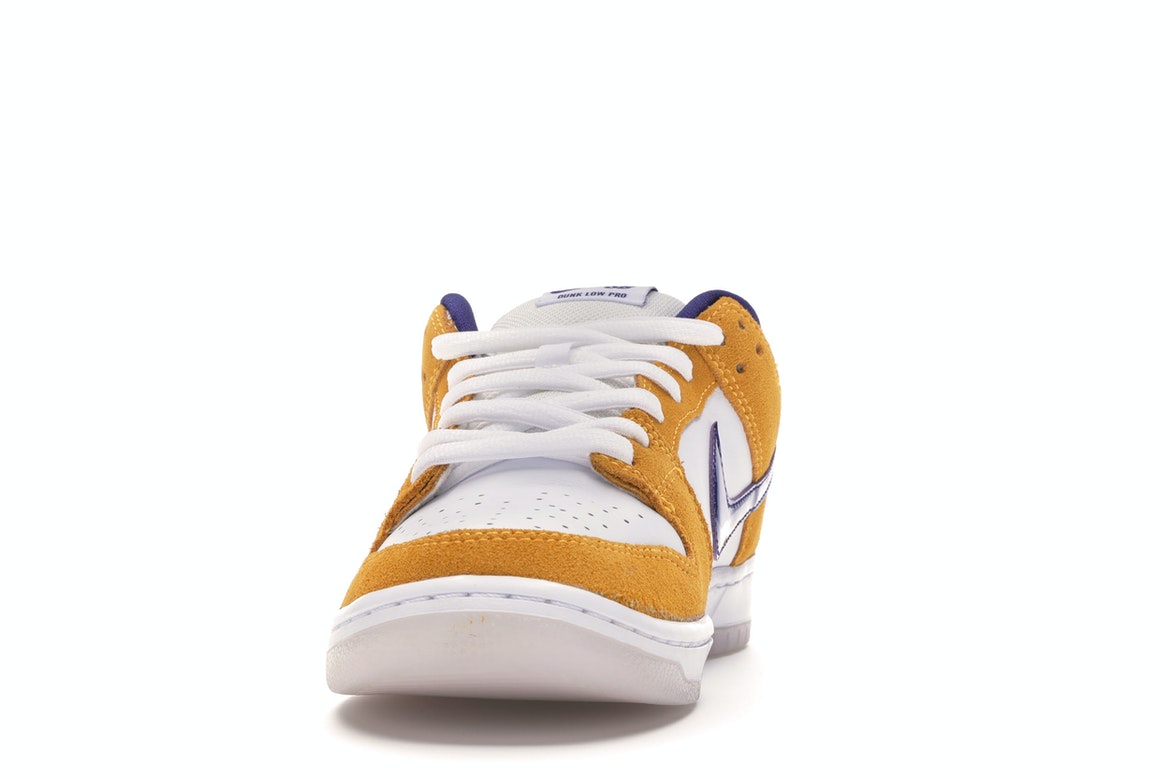 Nike SB Dunk Low "Laser Orange"