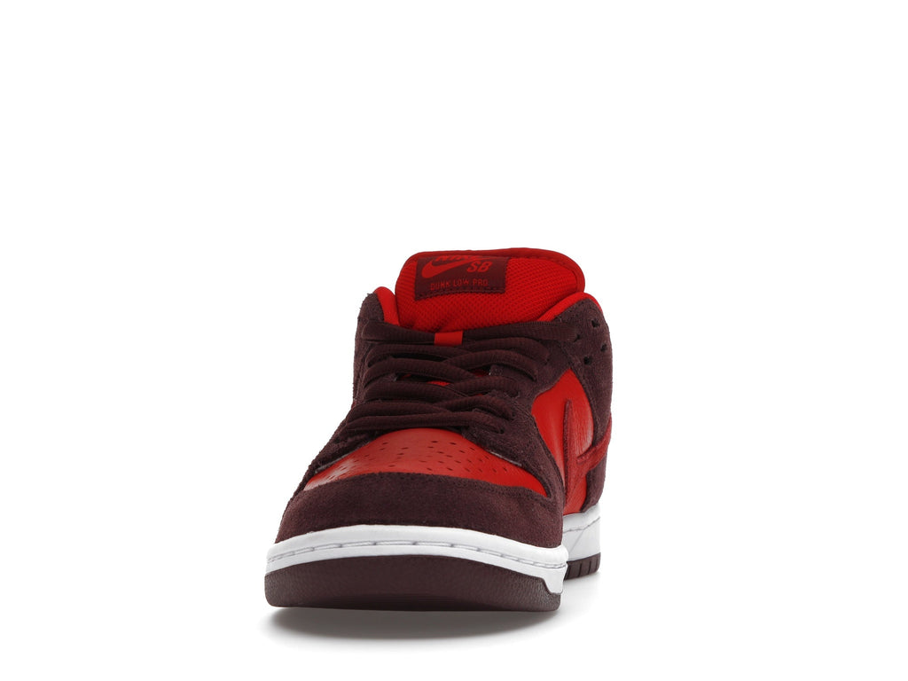 Nike SB Dunk Low Cherry
