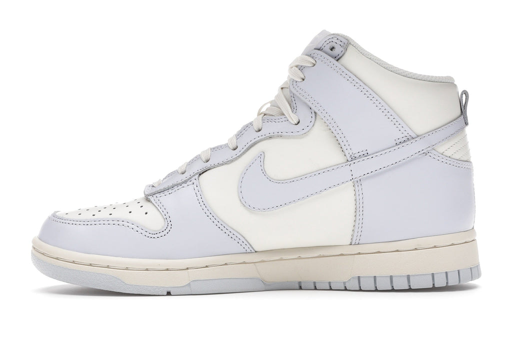 WMNS Nike Dunk High Sail Football Grey