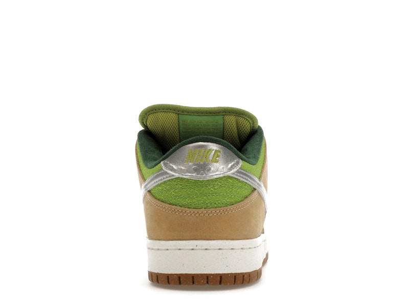 Nike SB Dunk Low Escargot