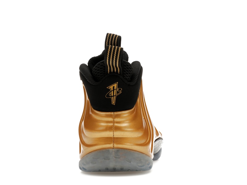 Nike Air Foamposite One Metallic Gold