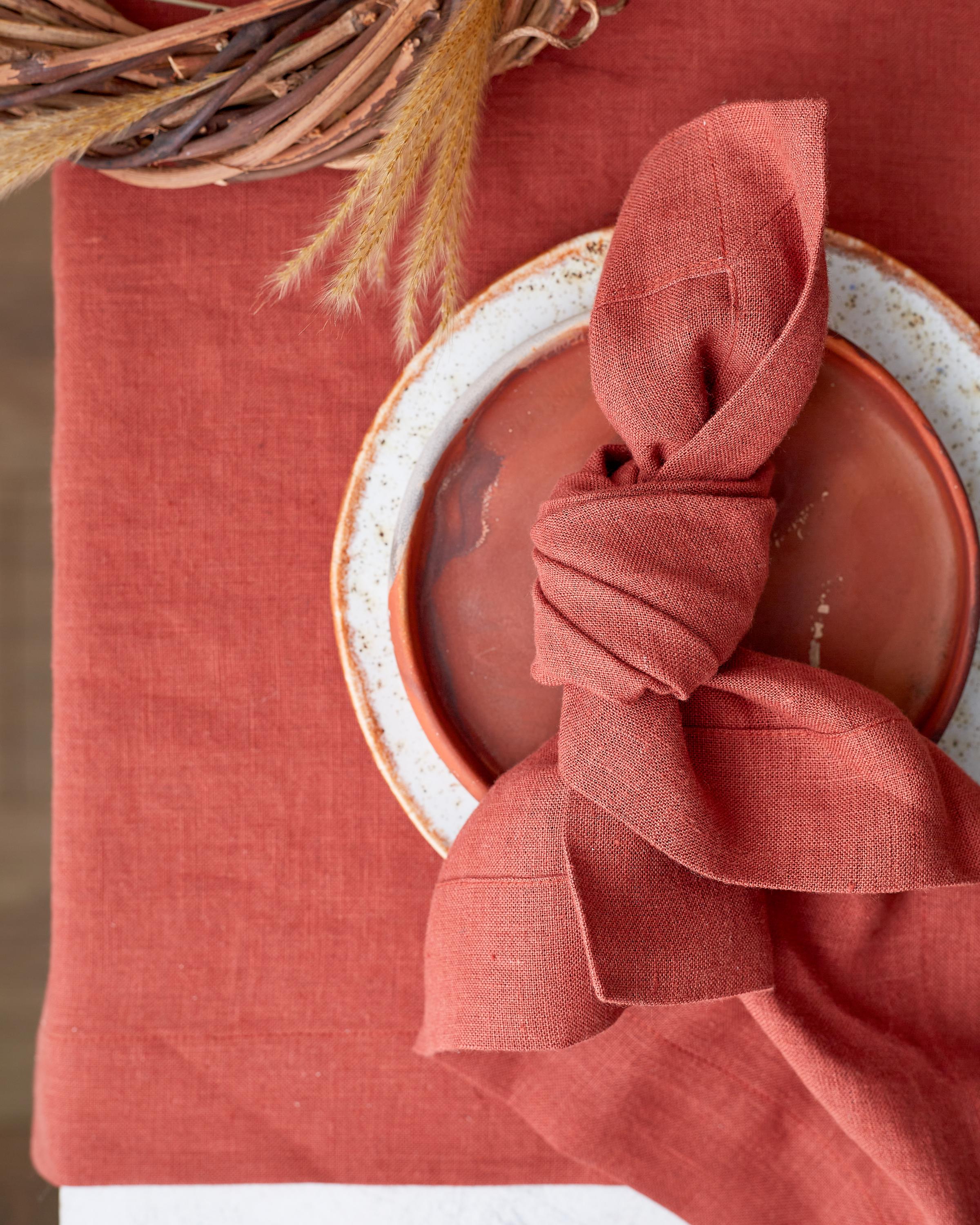 Soft Linen Table Runners