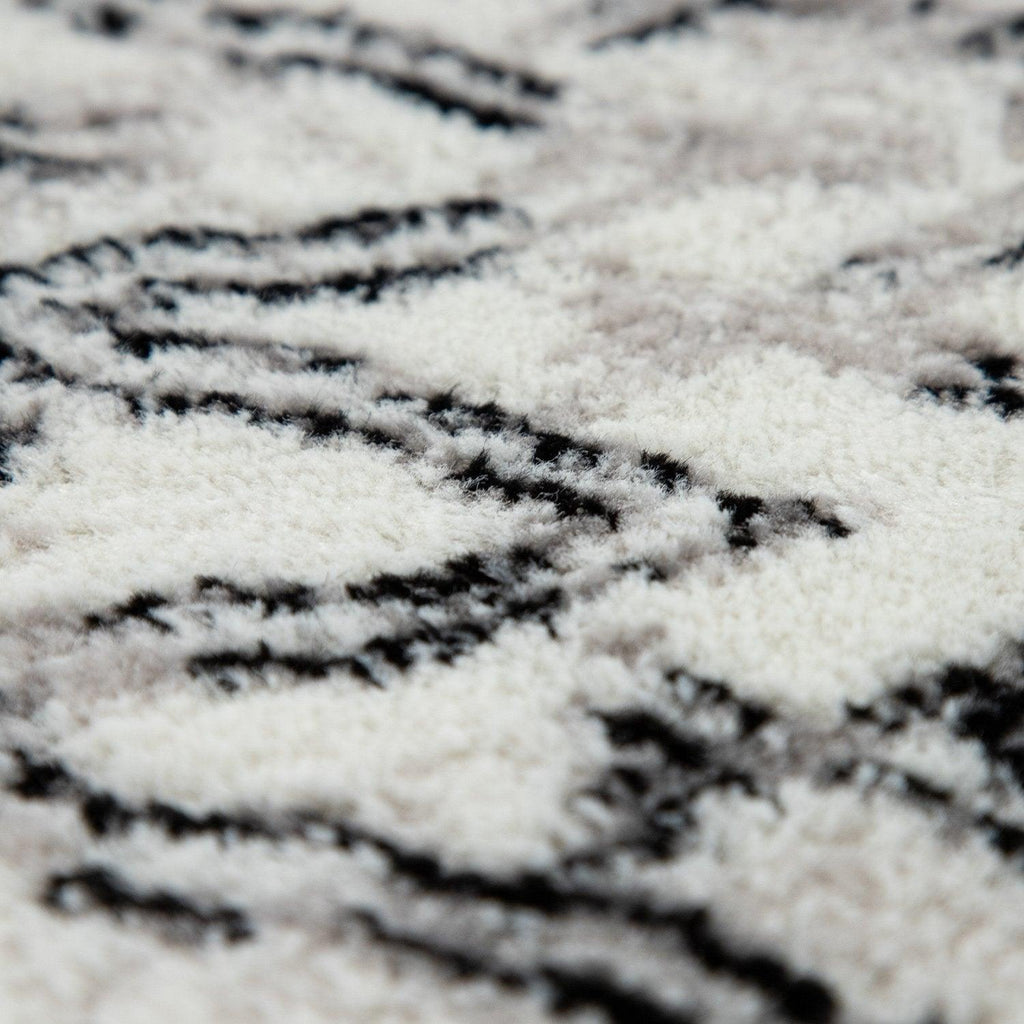 Living Room Rug with Scandi Pattern Low-Pile in Cream Grey