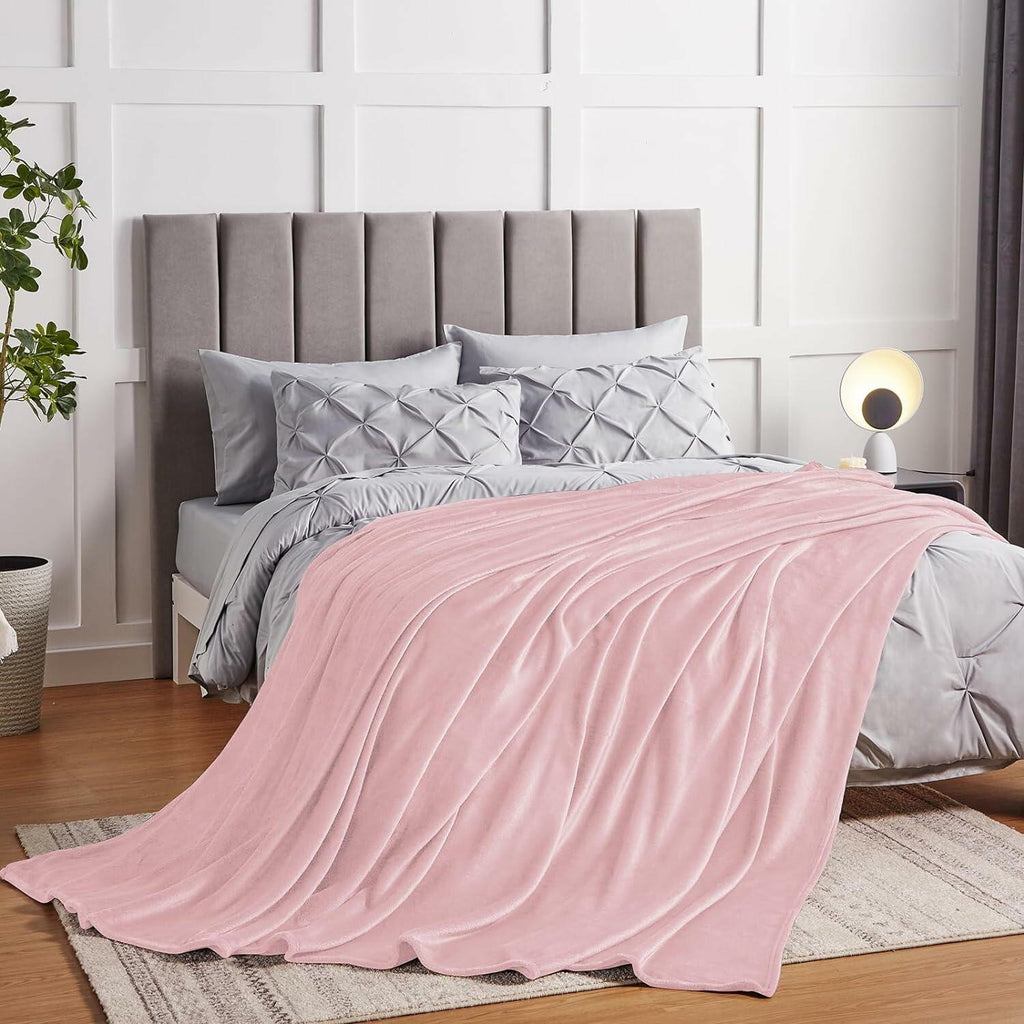 CozyLux Pink Fleece Throw Blanket 50x70 Soft Plush Flannel 300GSM XL