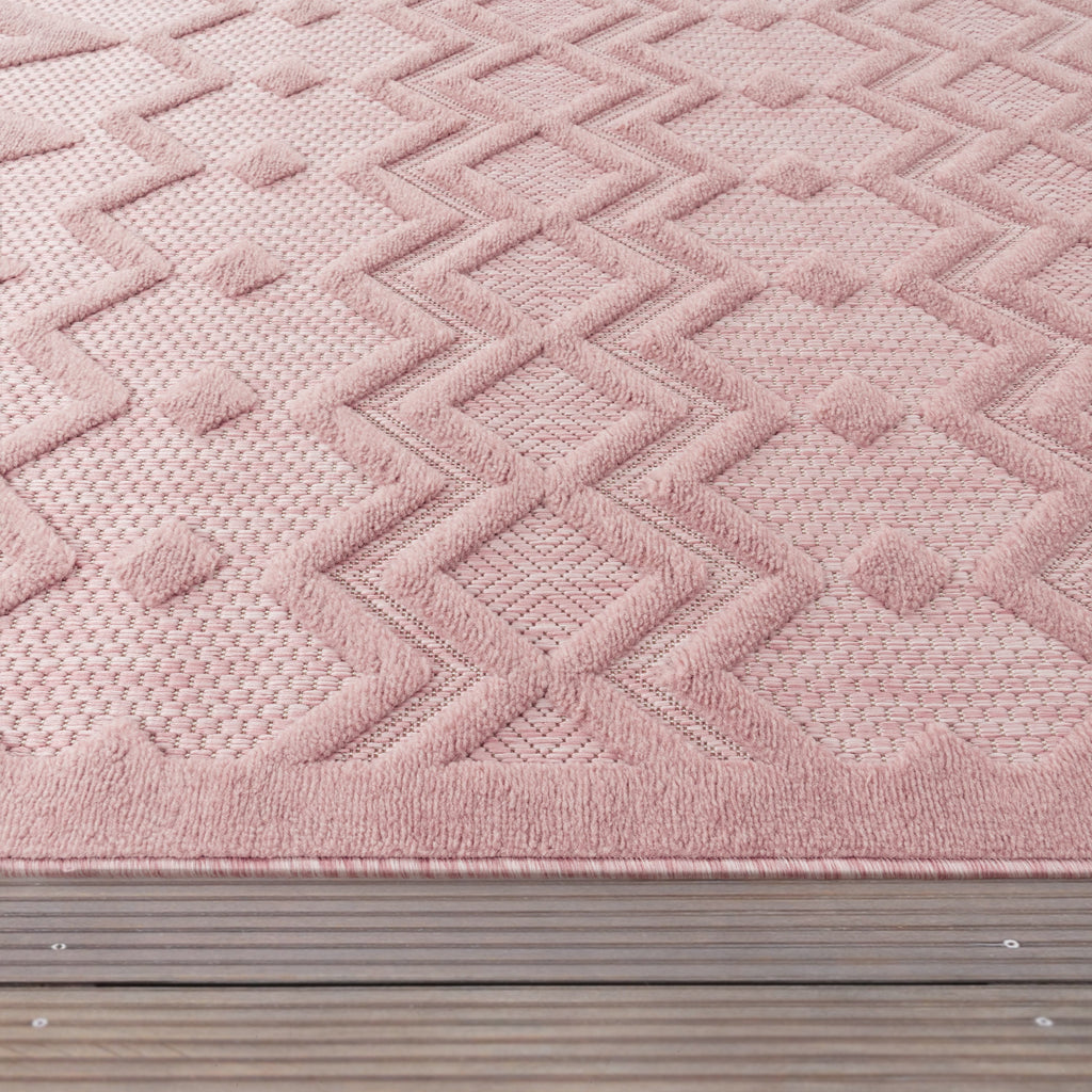 Indoor Outdoor Rug Livorno Geometric Trellis Pattern In Pink