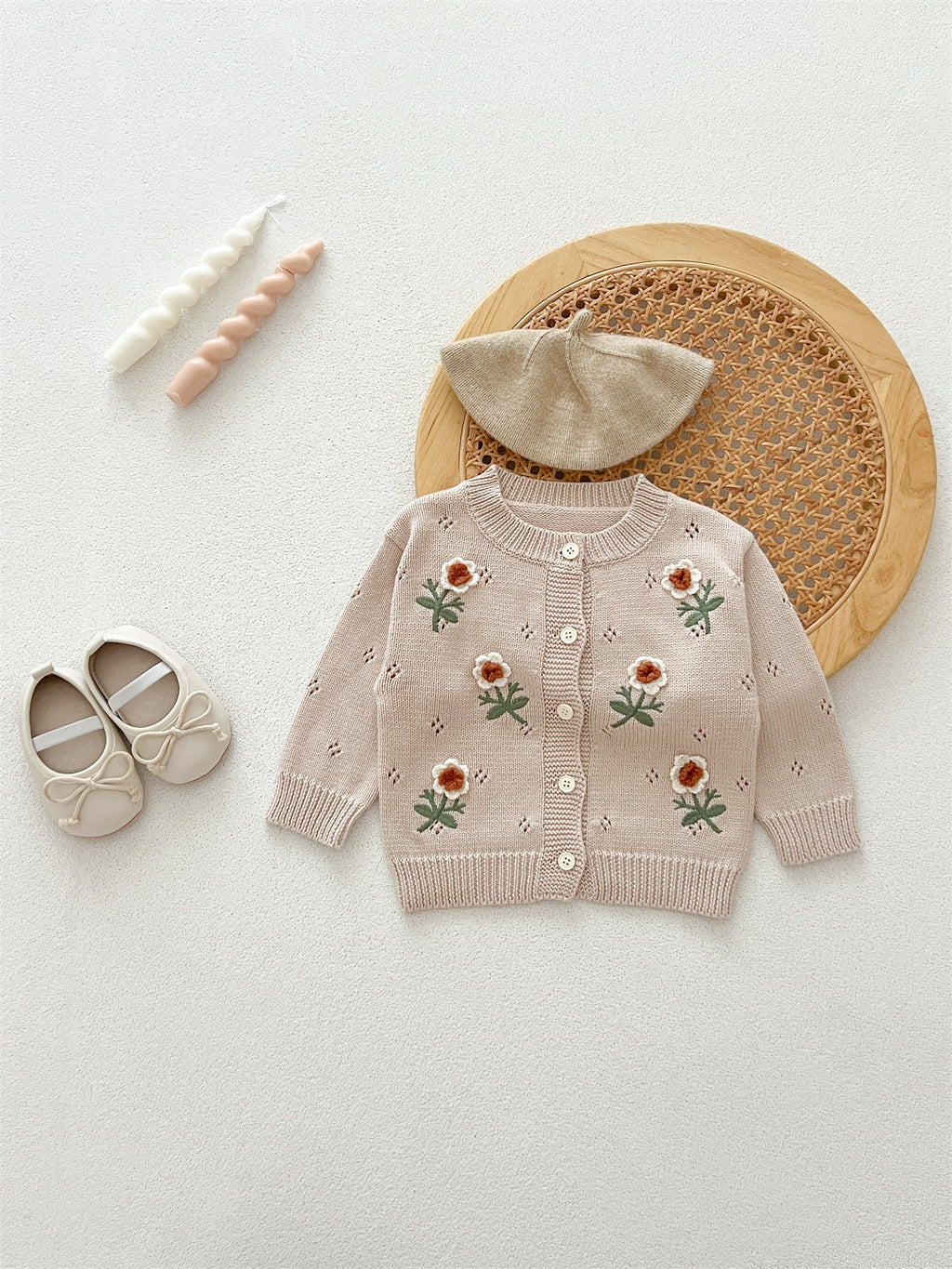 Autumn Arrival Baby Kids Girls Comfortable Flowers Embroiedery Pattern Knitted Long Sleeves Cardigan