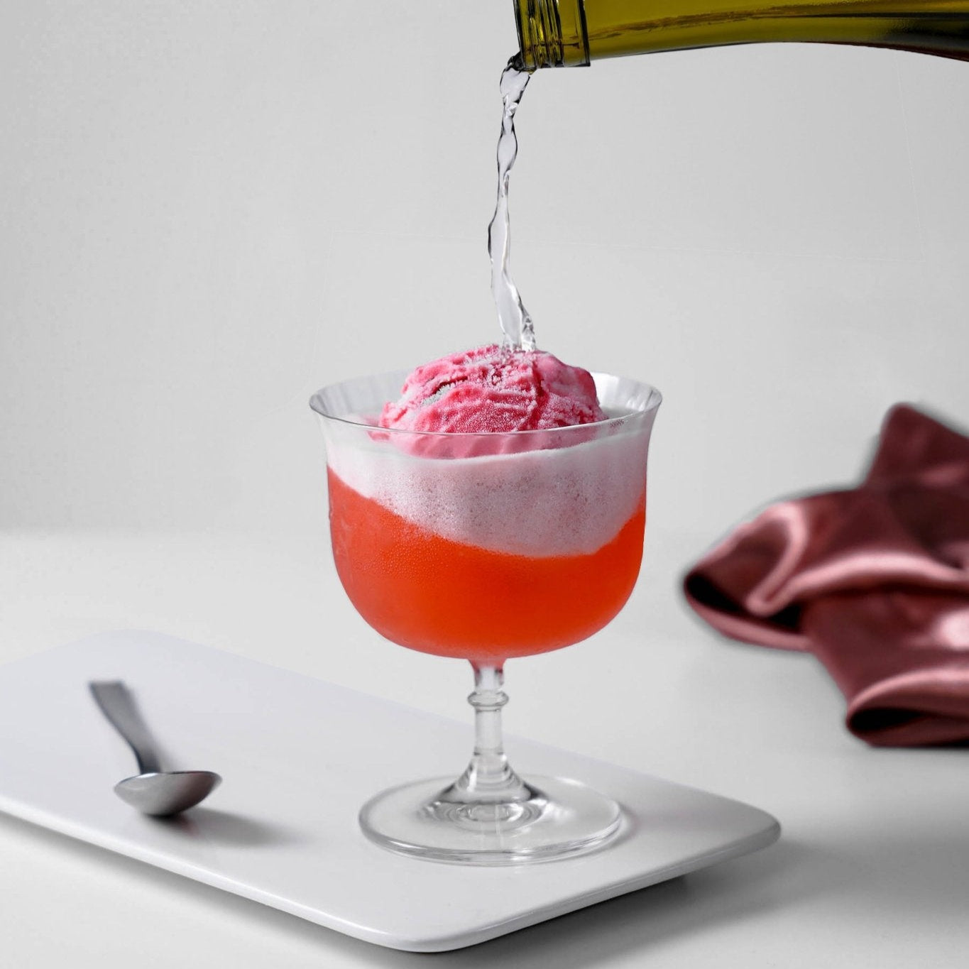 Rims Orient-Coupe Dessert/Paloma Ribbed Martini & Wine Glasses - (Lotus) - 9.25oz