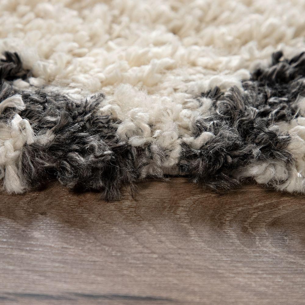Shag Rug Cream with Diamond Pattern Scandi Design