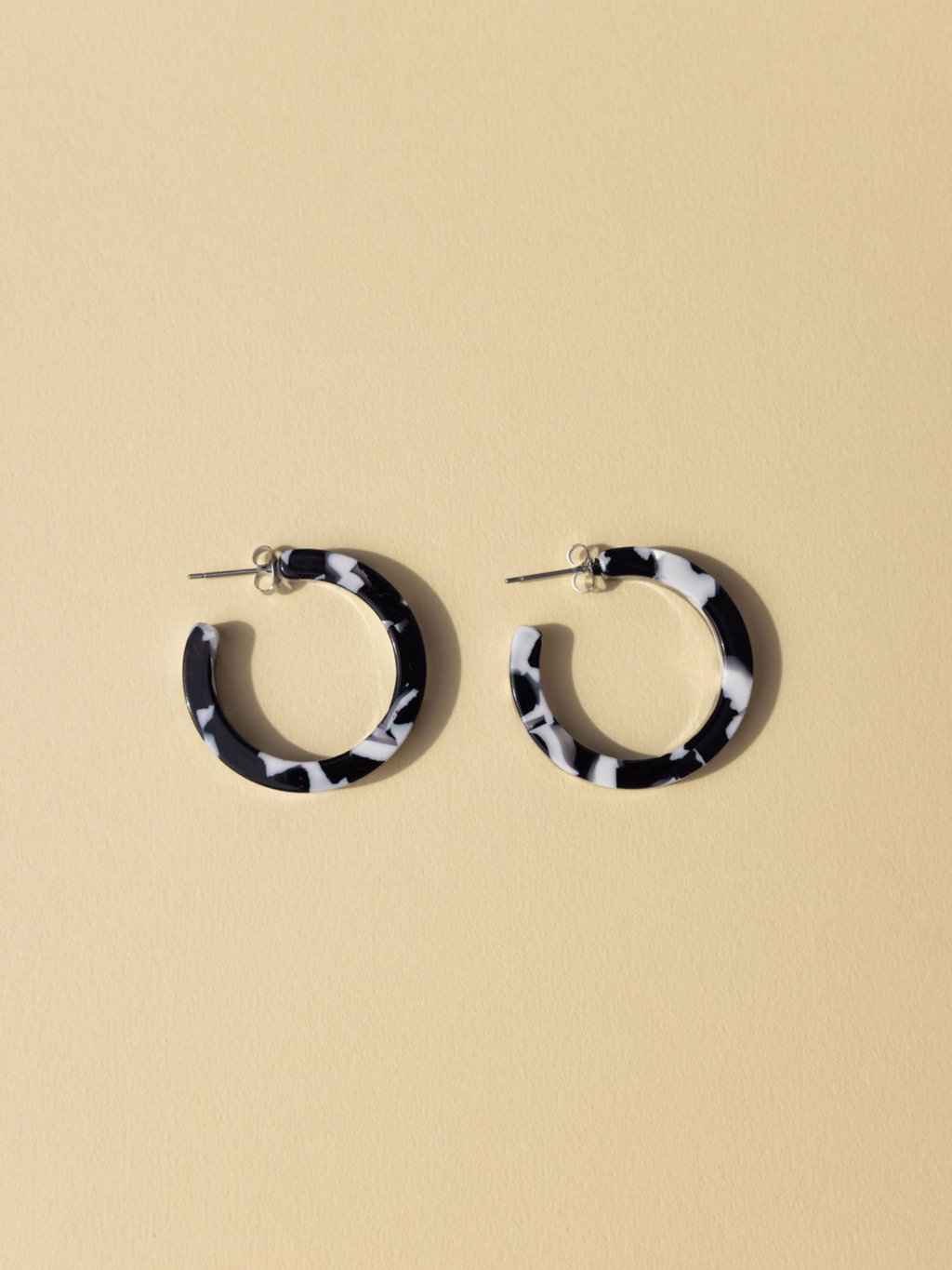 Sol Hoops - Black + White
