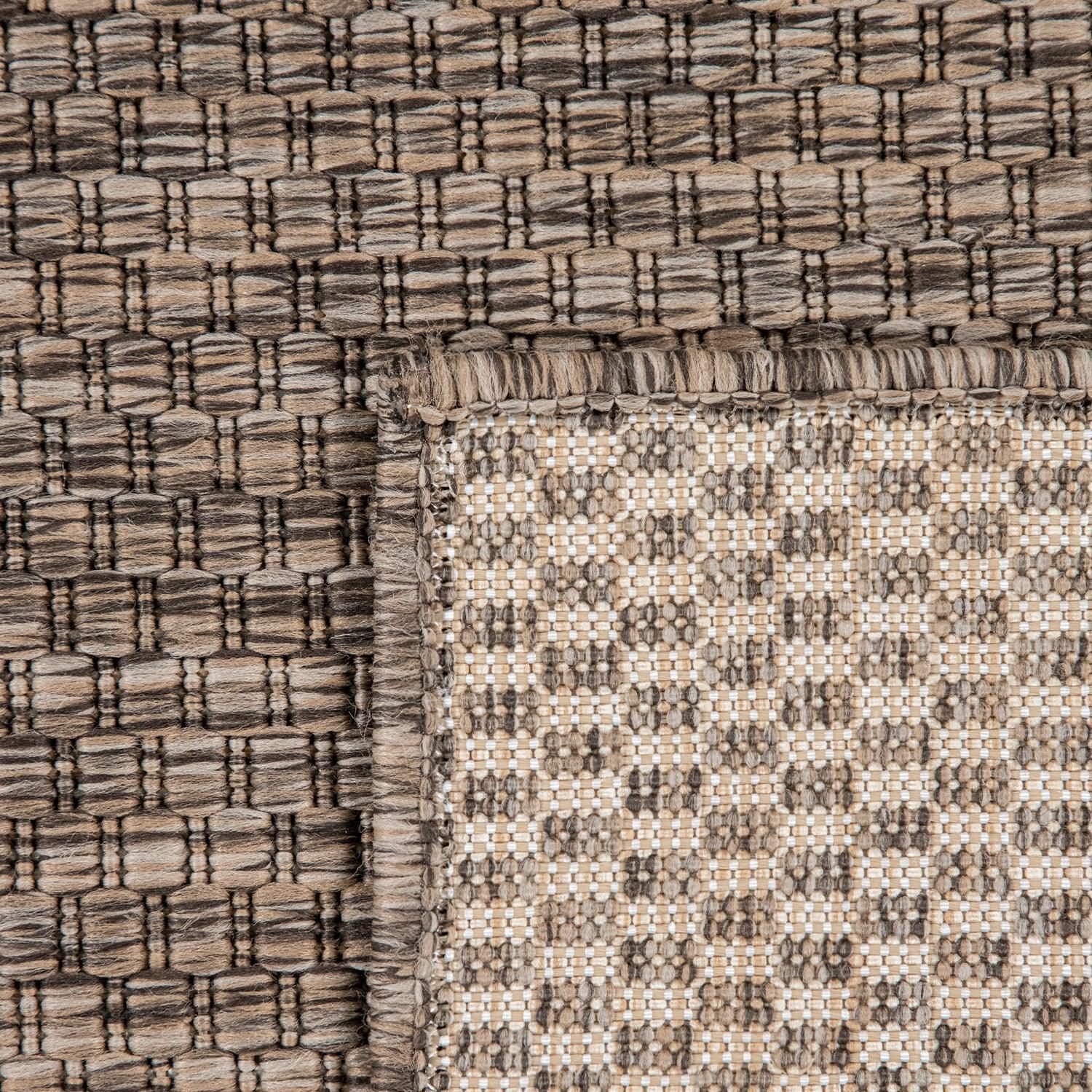 Solid Outdoor Rug for Patio or Balcony weatherproof in Mottled Brown
