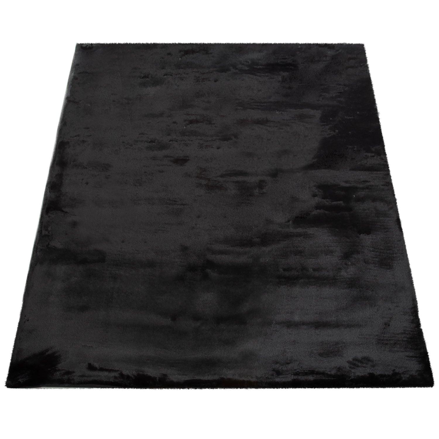 Super Soft Area Rug Fluffy High Pile Cosy Luxurious Touch in Solid Black