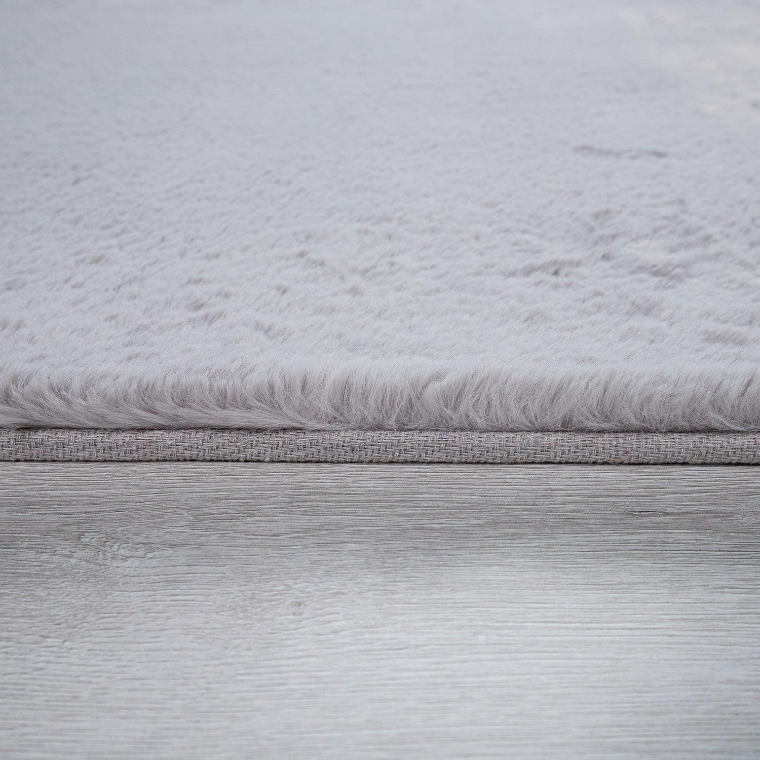 Super Soft Area Rug Fluffy High Pile Cosy Luxurious Touch in Solid Grey