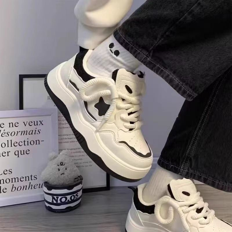 Thick soled color blocked white shoes for women, casual lace up sports board shoes for women, Instagram trendy