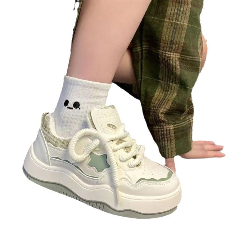Thick soled color blocked white shoes for women, casual lace up sports board shoes for women, Instagram trendy